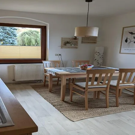 아파트 Schlossblick Und Komfort In Stolpen, Cleaning Included *