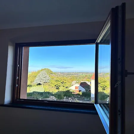 Schlossblick Und Komfort In Stolpen, Cleaning Included *