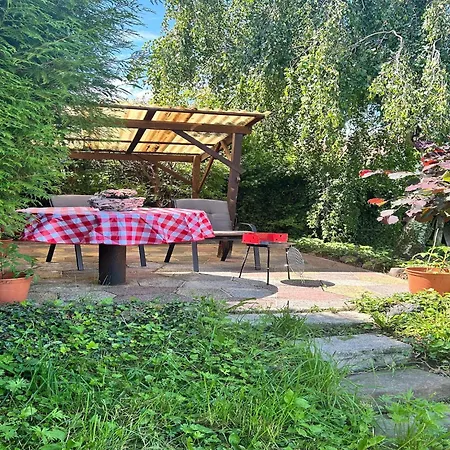 아파트 Schlossblick Und Komfort In Stolpen, Cleaning Included